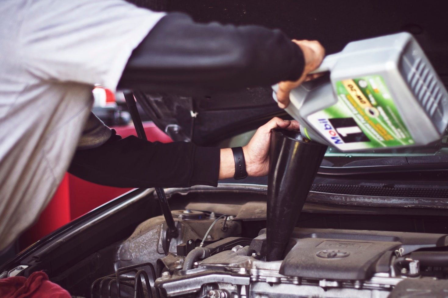 Read more about the article How to Maintain Your Car Like a Pro